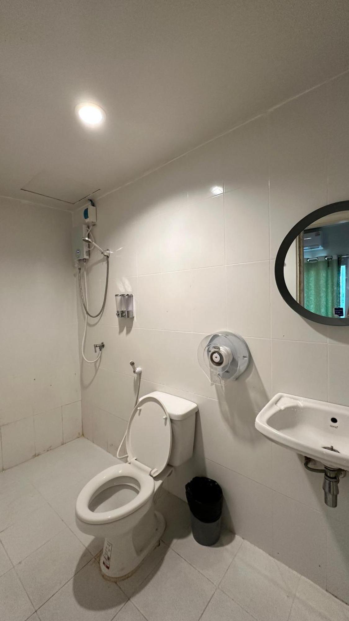 Lemon Tree Hostel Khaosan กรุงเทพมหานคร ภายนอก รูปภาพ
