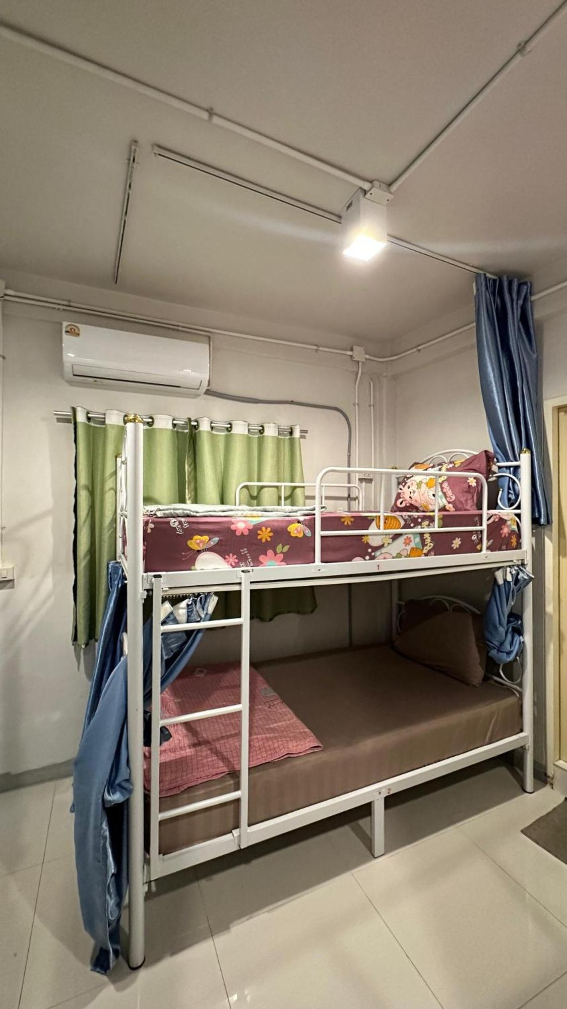 Lemon Tree Hostel Khaosan กรุงเทพมหานคร ภายนอก รูปภาพ