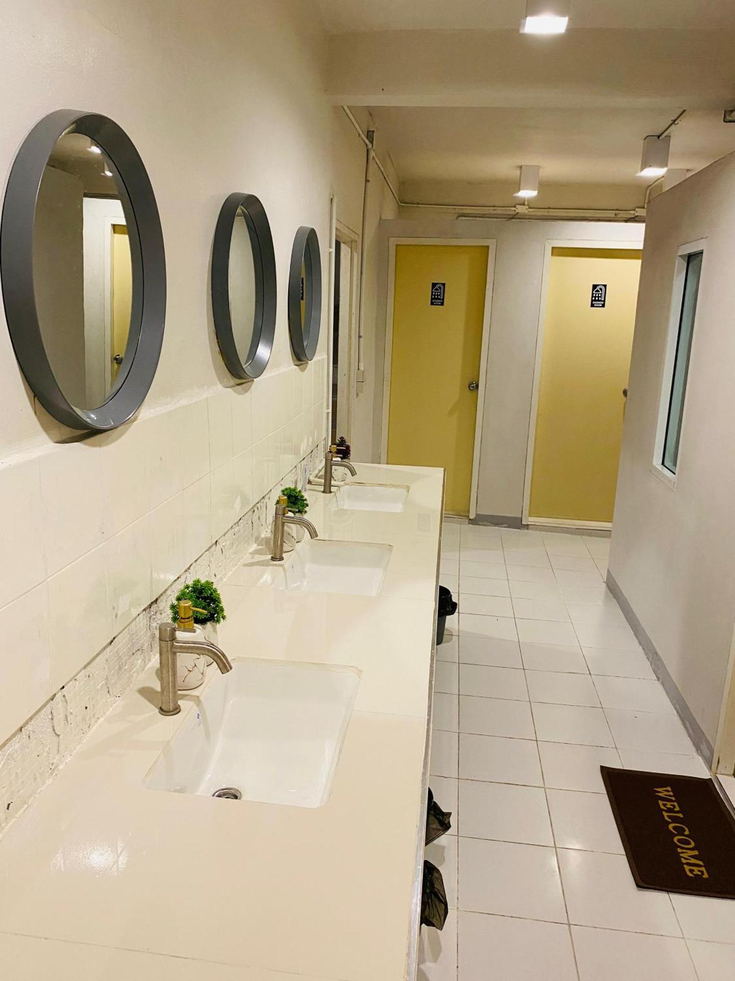 Lemon Tree Hostel Khaosan กรุงเทพมหานคร ภายนอก รูปภาพ